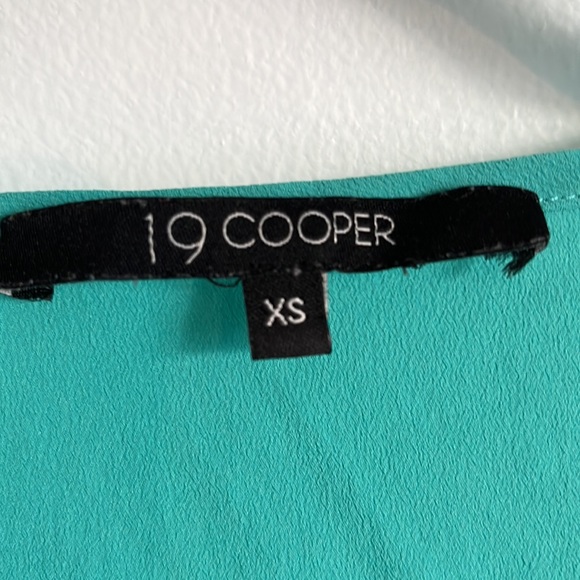 19 Cooper teal tunic - Picture 2 of 4